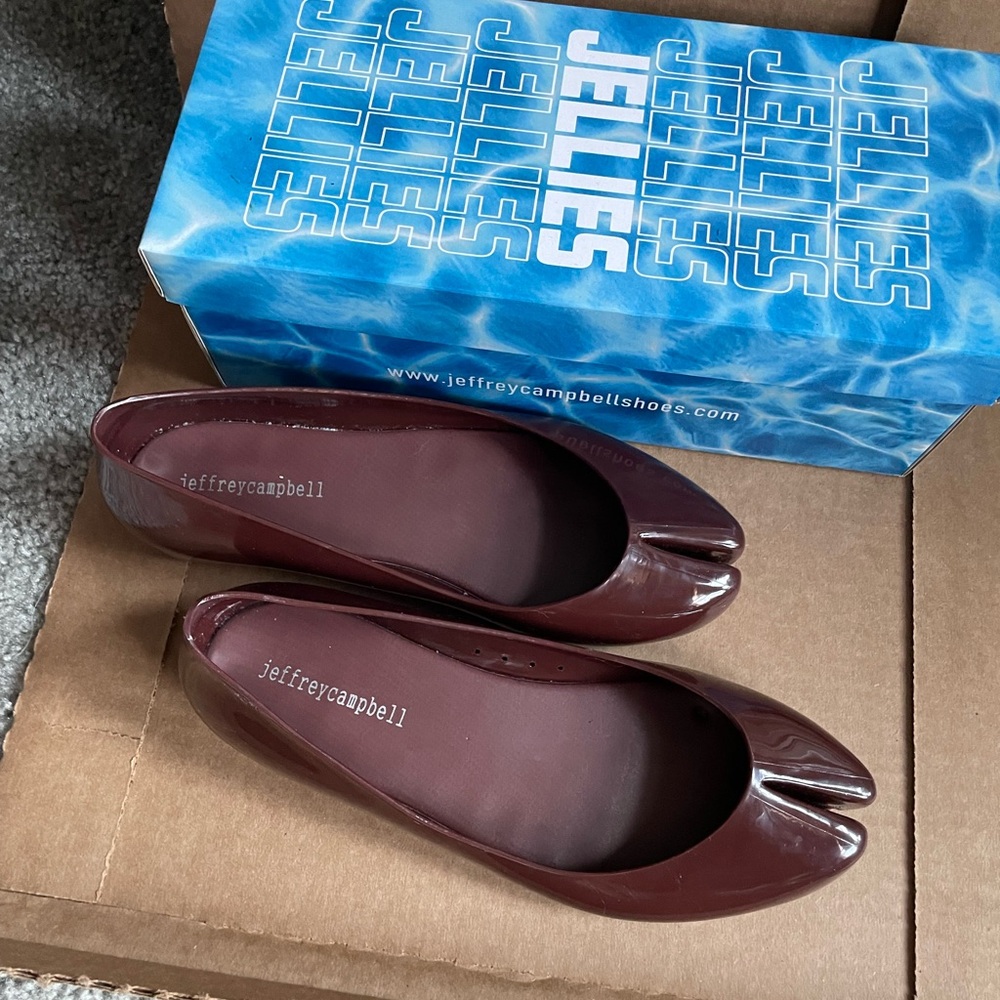 Jeffrey Campbell FIXED Brown Tabi Jelly Flats